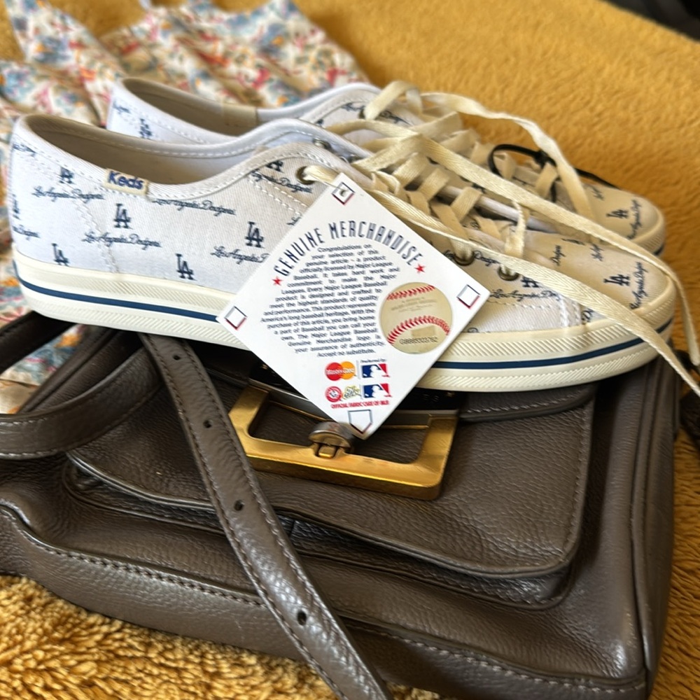 Keds LA Dodgers Women's Size 8 😊 White Kickstart Repeat Logo Sneakers Shoes